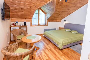 Фото номера Standard Double room with entrance from outside Гостевой дом Apartamentai Geliu Vila г. Нида 2