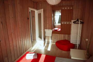 Фото номера Четырехместный номер с балконом Гостевой дом Hostel El Nido г. Нида 5
