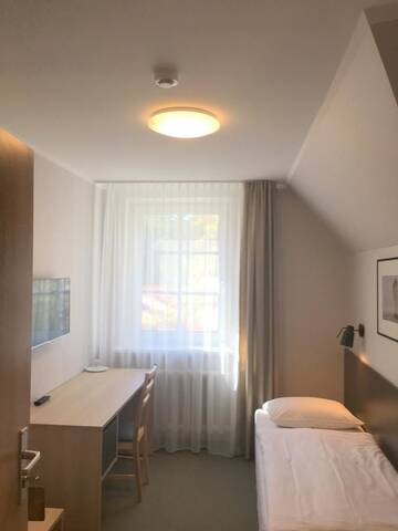 Фото номера Одноместный номер Отель Hotel Jurate г. Нида 6